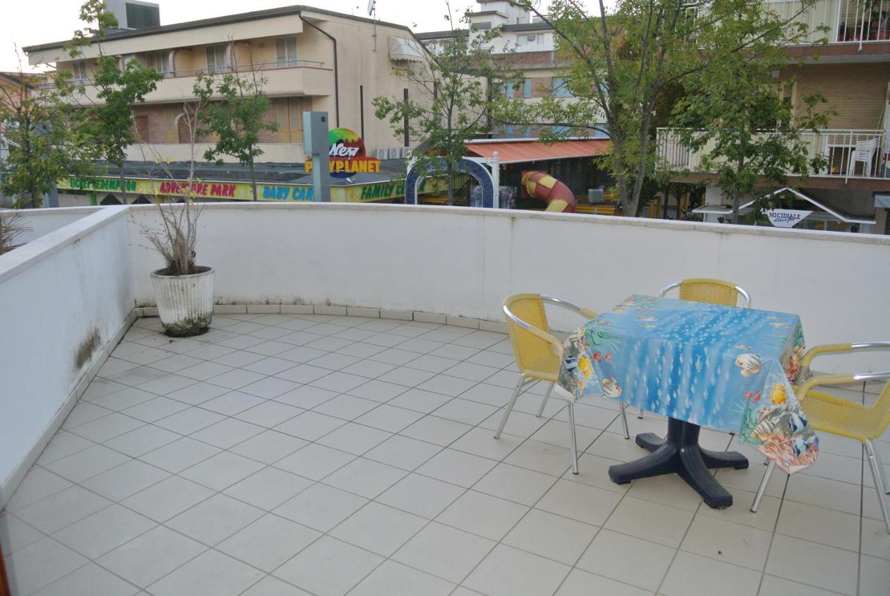 Condominio Maria リニャーノ・サッビアドーロ エクステリア 写真