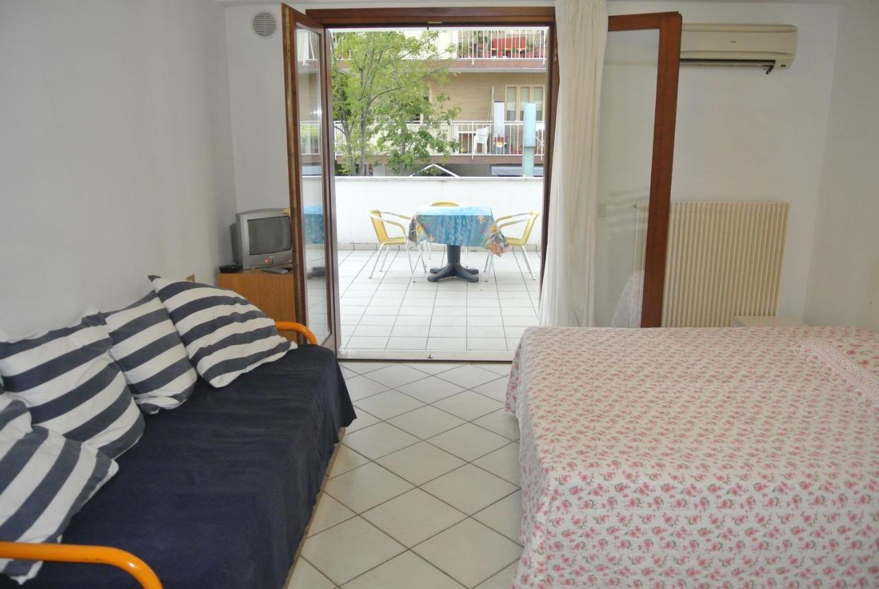 Condominio Maria リニャーノ・サッビアドーロ エクステリア 写真